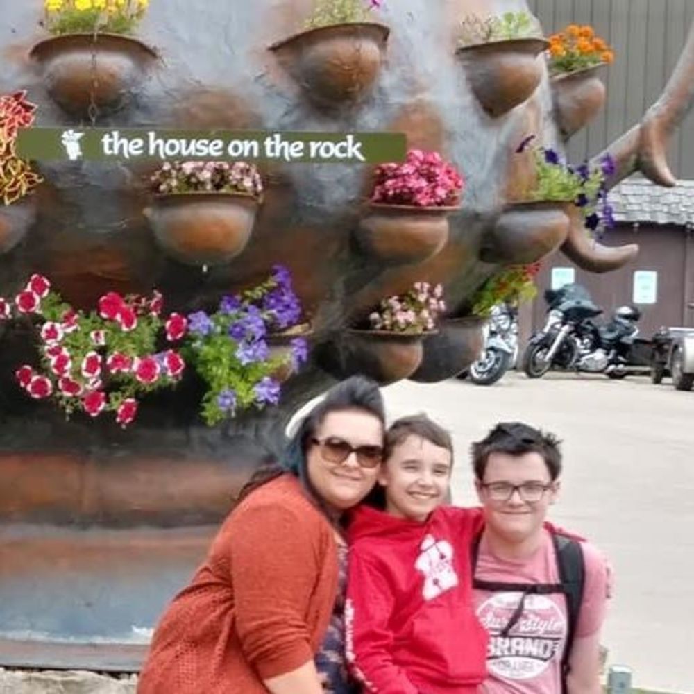 Meet your Posher, Sara